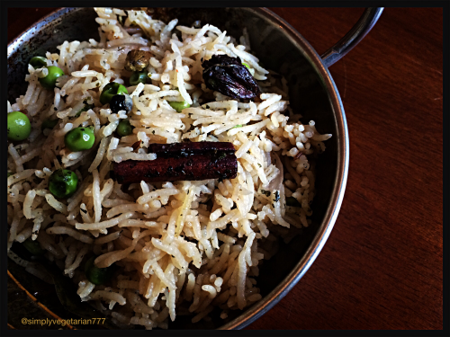 Mint & Peas Pulav is a delicately flavored pulao with mint. It is a delicious meal in itself. #vegetarianpulao #vegetablepulao