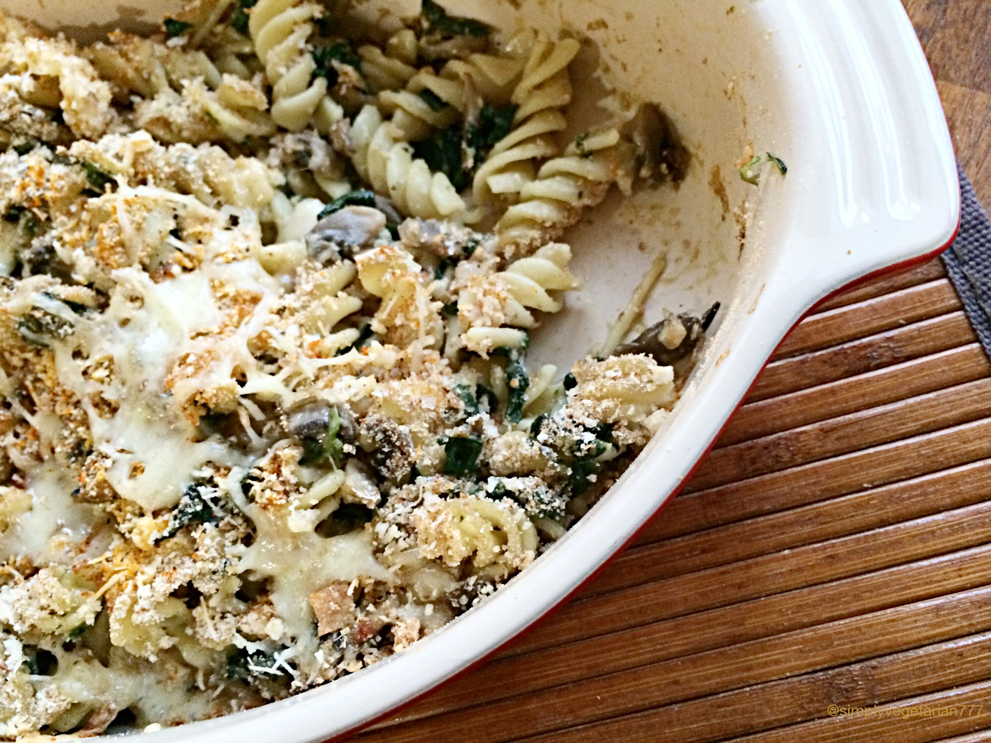 Baked Pasta with Mushrooms and Spinach in a cheat sheet White Sauce, a ...