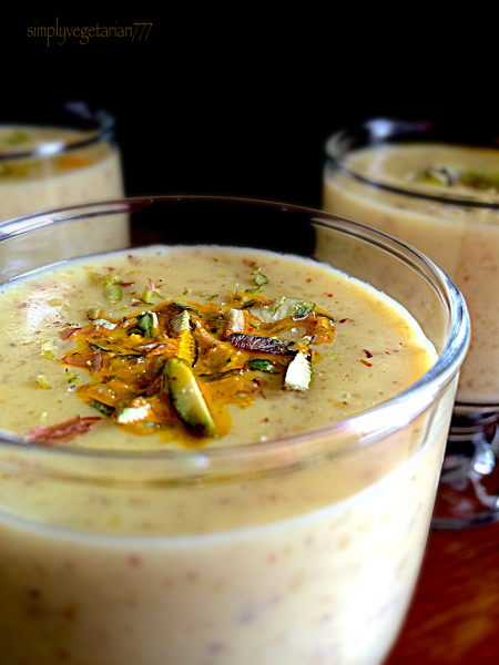 Zafrani Jei Badaam ki Kheer / Saffron Oats Almonds Porridge