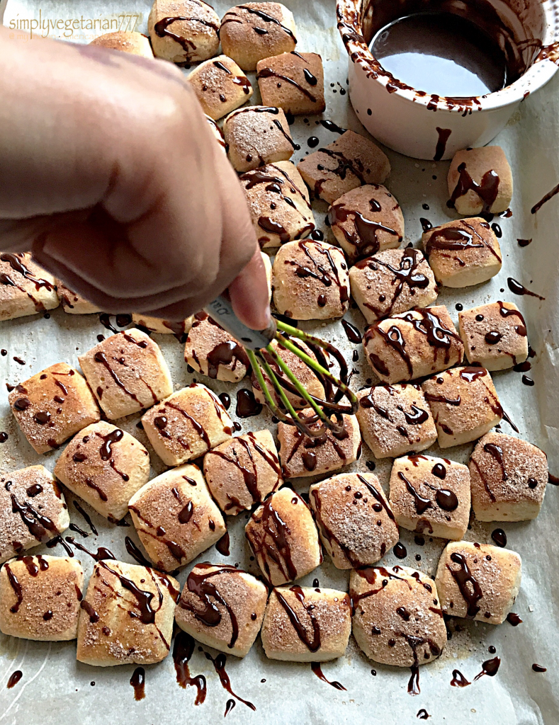 Cinnamon Sugar Bites with Chocolate Drizzle