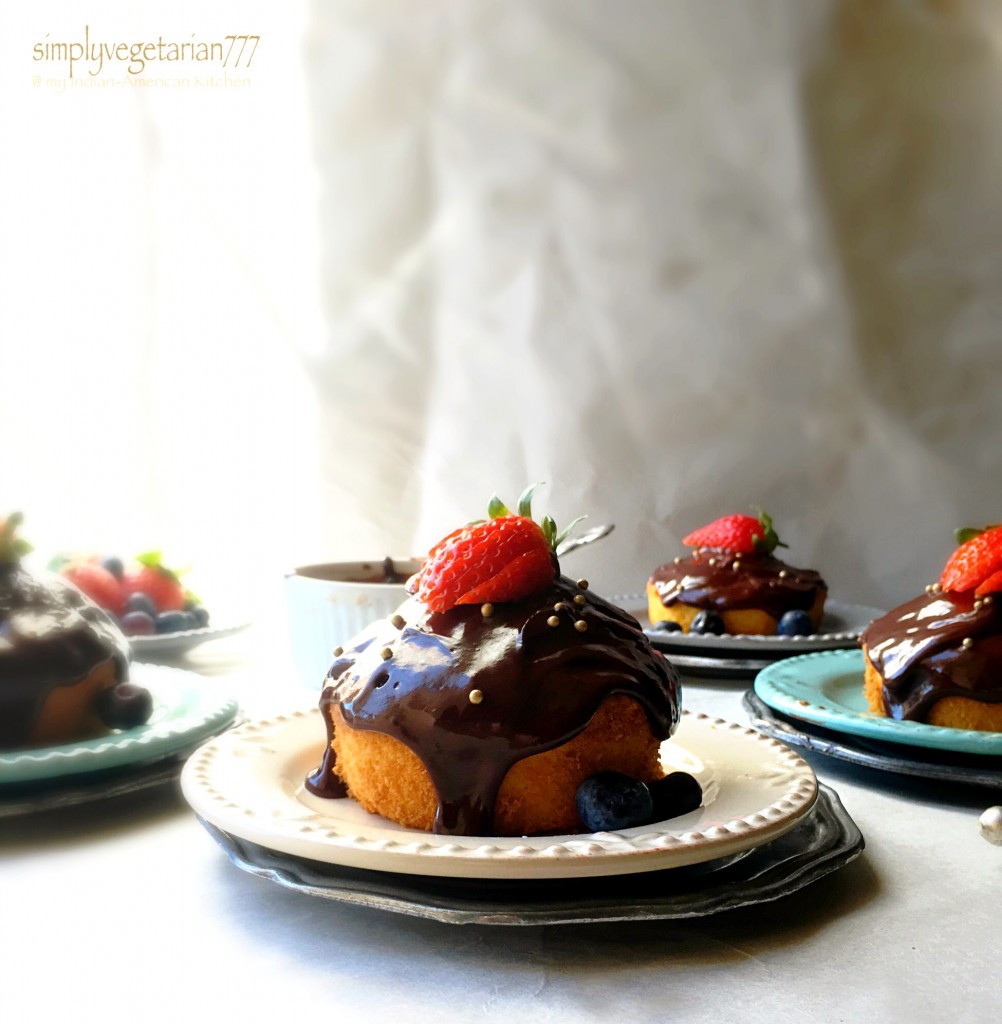 Basic Yellow Cake with Chocolate Ganache