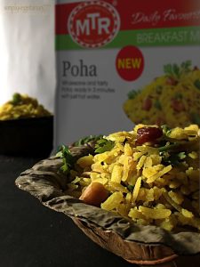 MTR Khatta Meetha Poha – Instant Breakfast Mix