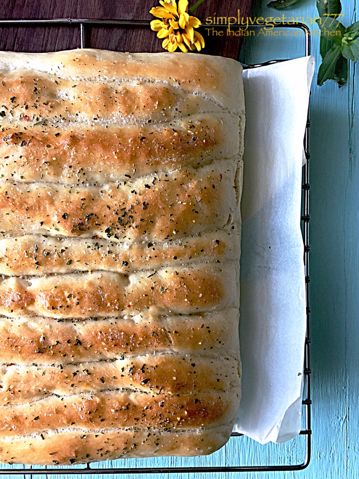 Pull Apart Bread Sticks {Restaurant Style & Super Soft}