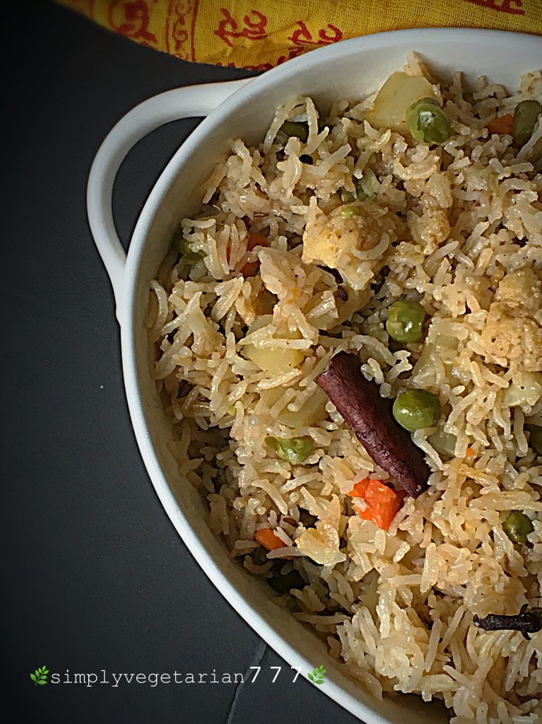 Vegetable Pulav Instant Pot Recipe is perfect for all the Pulav and Instant Pot Fans. You will get perfect texture Pulav every time, when cooked in Instant Pot. It is an easy, simple and efficient method. cooking in Pan & Pressure Cooker methods given too. #vegetablepulav #vegetablepilaf #vegetablepulao #instantpotindianrecipes #instantpotveganindianrecipes #instantpotglutenfreeindianrecipes #instantpotricerecipes #instantpotpulao #instantpotpulav #instantpotpilaf #instantpoteasyrecipes #ricerecipes