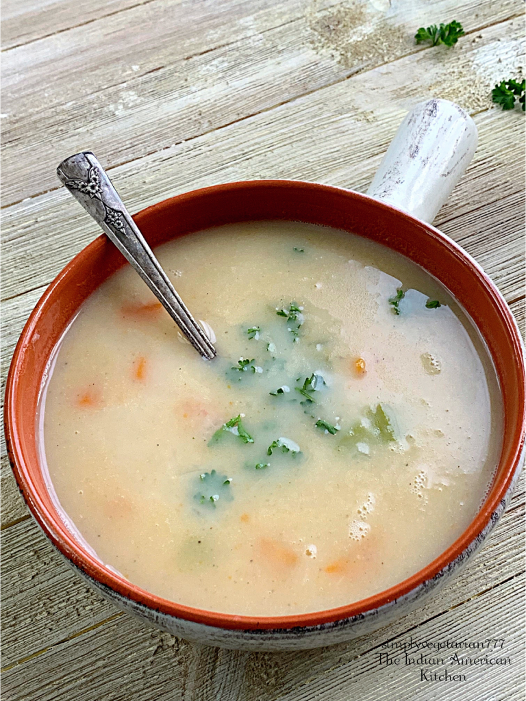 Instant Pot Irish Potato Soup is a Delicious recipe, that is Easy & Quick. Irish Potato Soup is a filling soup inspired from Irish Cuisine. #irishpotatosoup #veganpotatosoup #potatostew #easysouprecipes #instantpotirishpotatosoup #instantpotveganrecipes