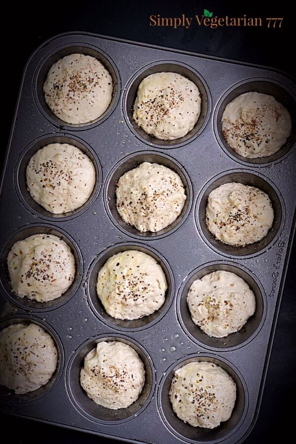 Muffin Tray Dinner Rolls