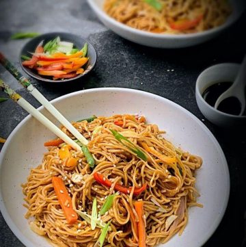 How to make vegetable lo-mein?