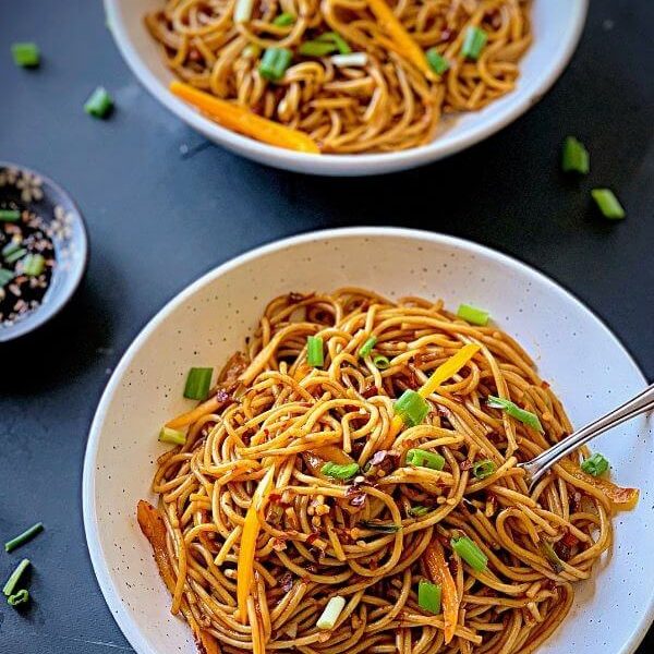 Easy Instant Pot Garlic Noodles Recipe simplyvegetarian777