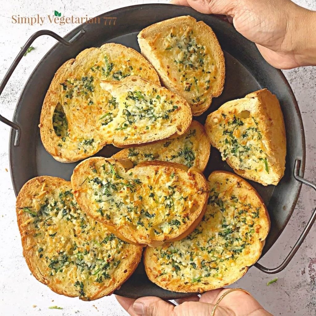 Easy Air Fryer Garlic Bread Recipe simplyvegetarian777